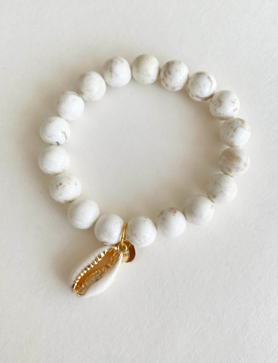 Magnesite bracelet - off white - 10mm image 0